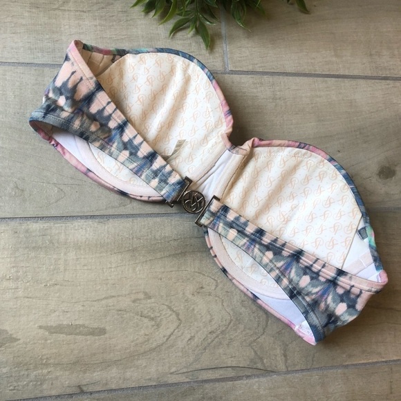 Vs strapless watercolor padded bikini top. Size 36D - Picture 3 of 4